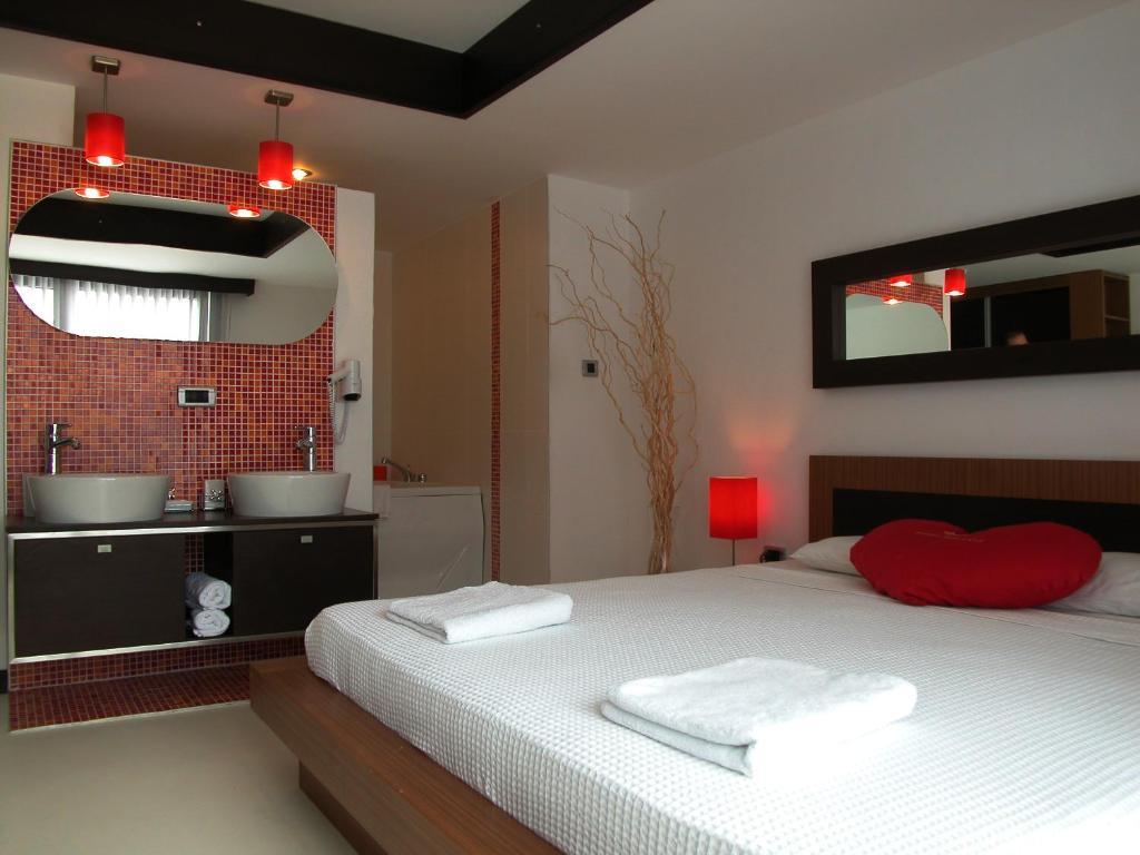 Devamli Hotel 3*