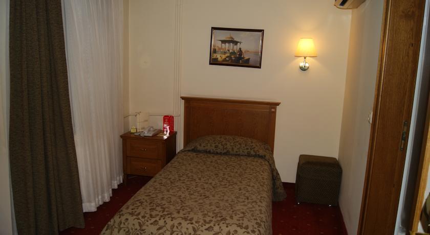 Central Hotel 4* Bursa
