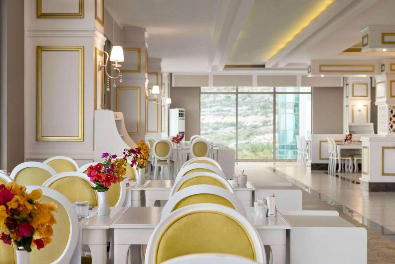 Hotel Ramada By Wyndham 3*