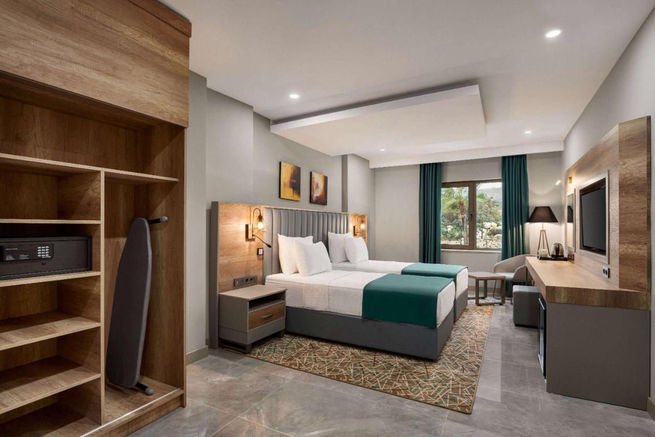 Ramada By Wyndham Hotel Kizkalesi