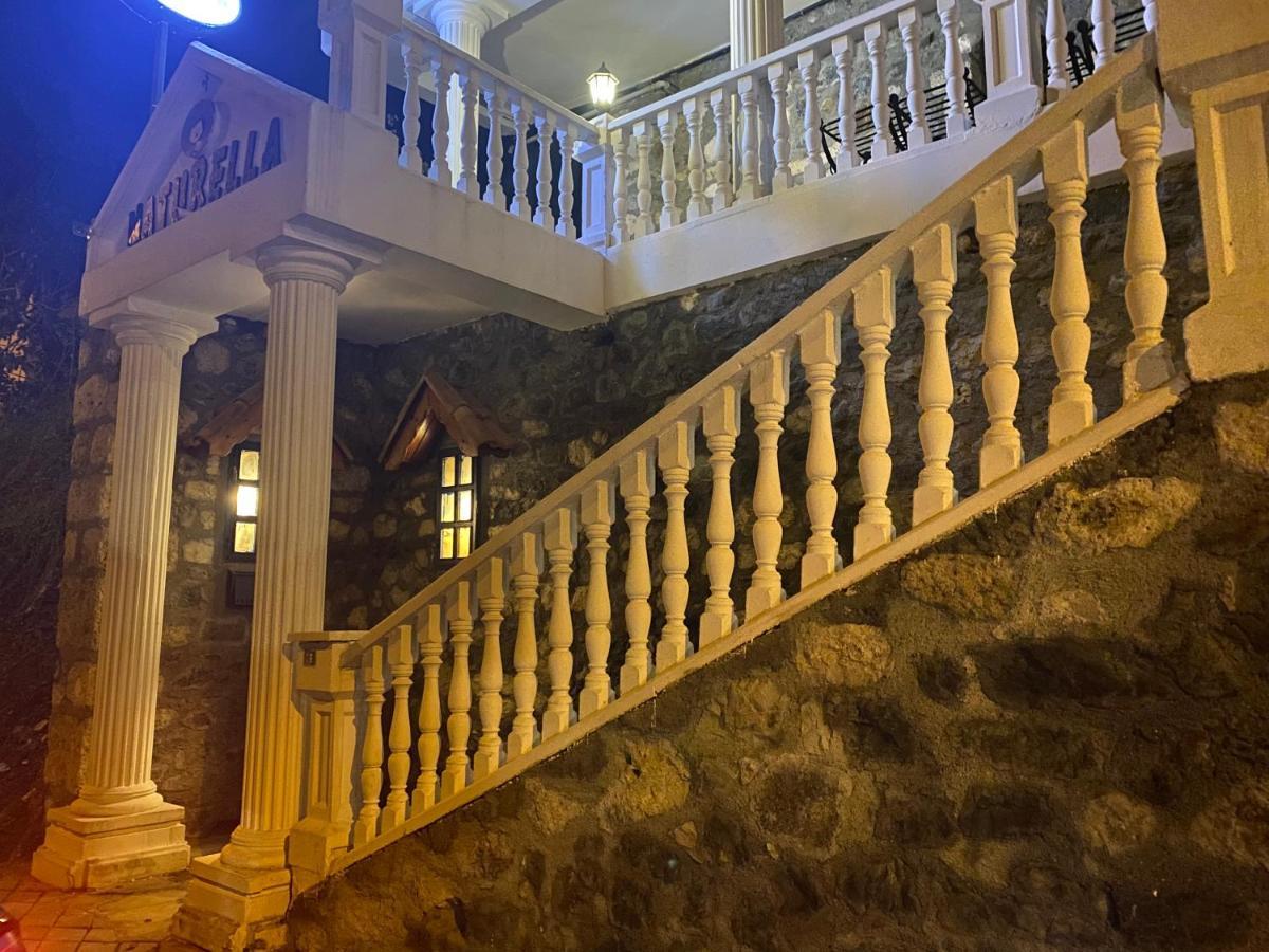 Naturella Aparthotel