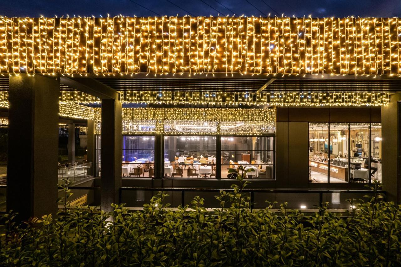 Movenpick Living West