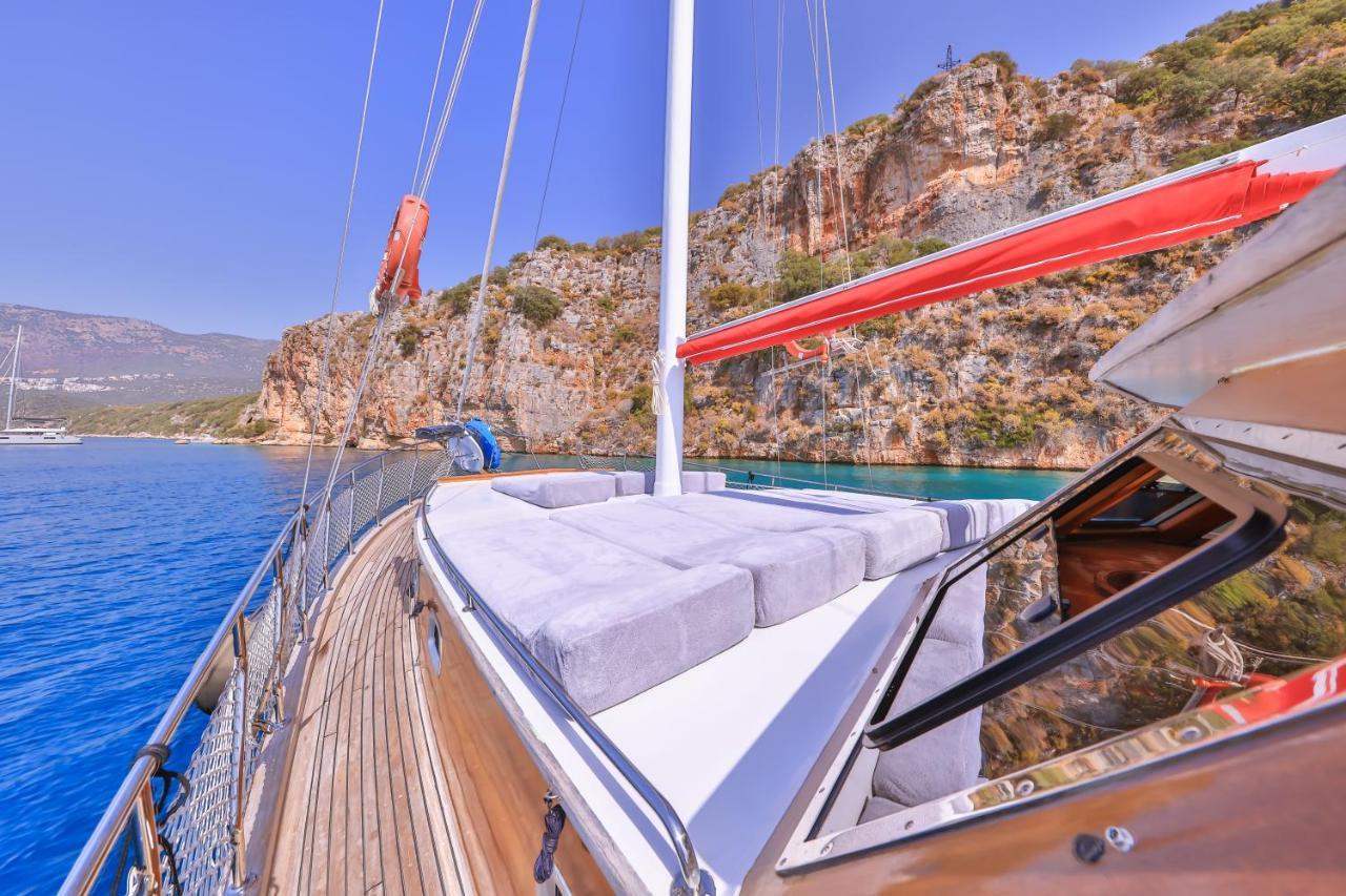 Blue Cruise  Kas