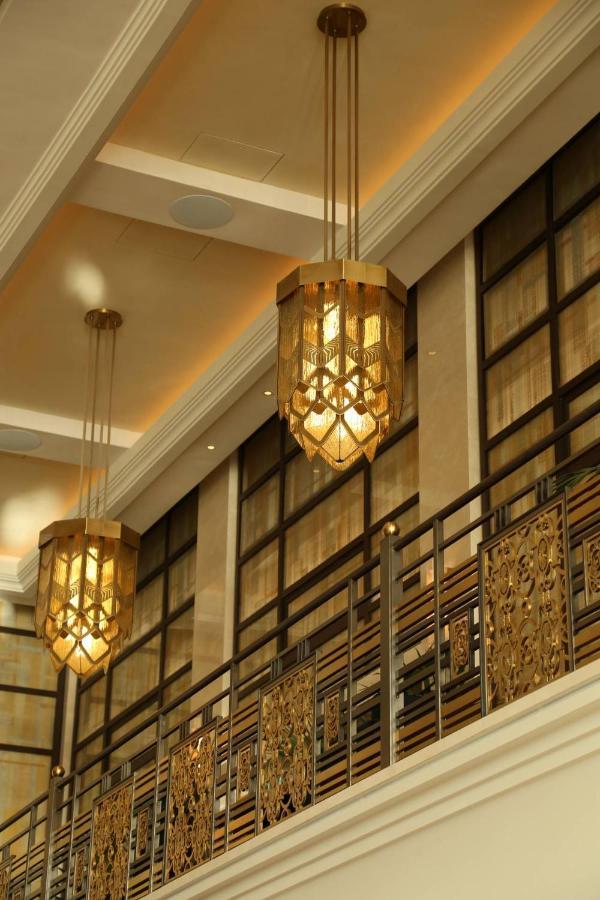 The Peninsula 5*