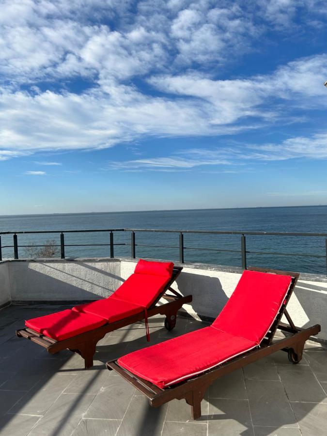 Tasliman Bed & Breakfast