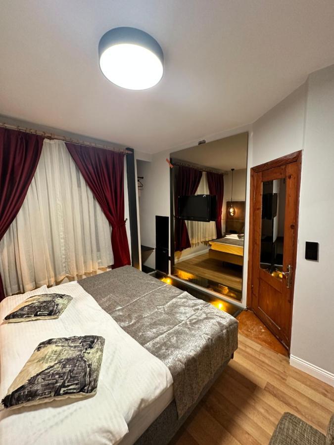 Hotel Corner Hot 3*