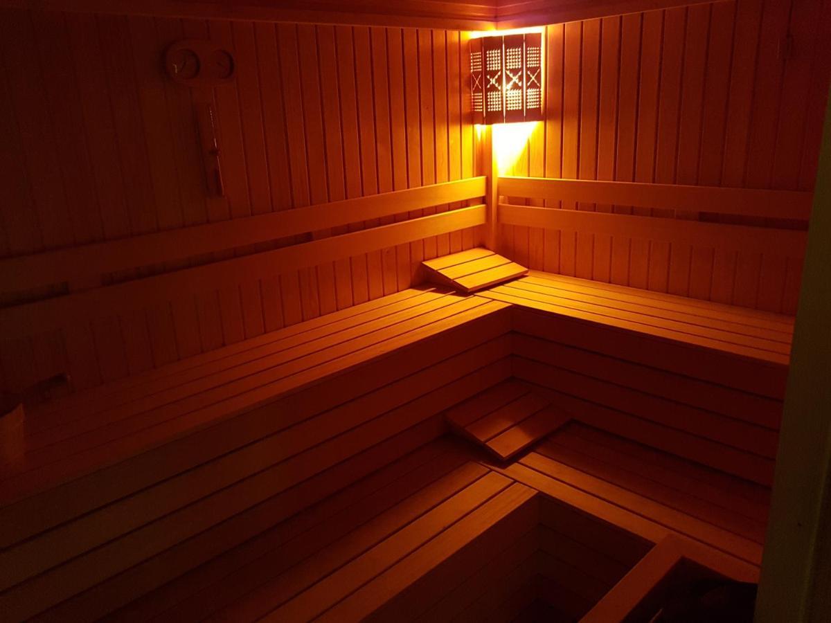 Aprilis Gold - Special Category Hotel