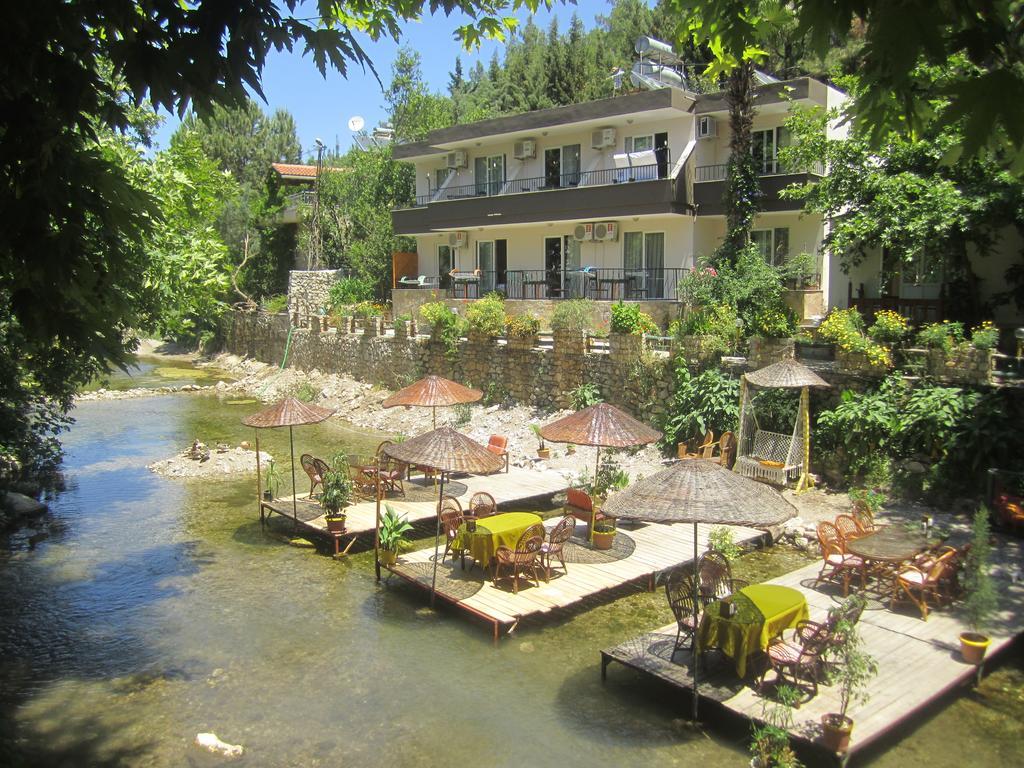 Hotel Arikanda River Garden