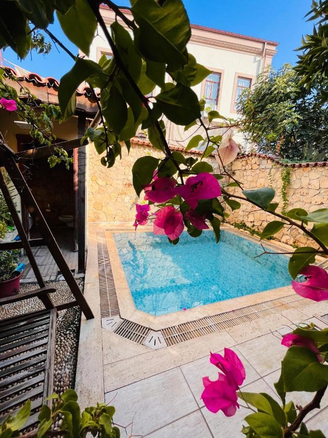 Kaleici Hotel 3*