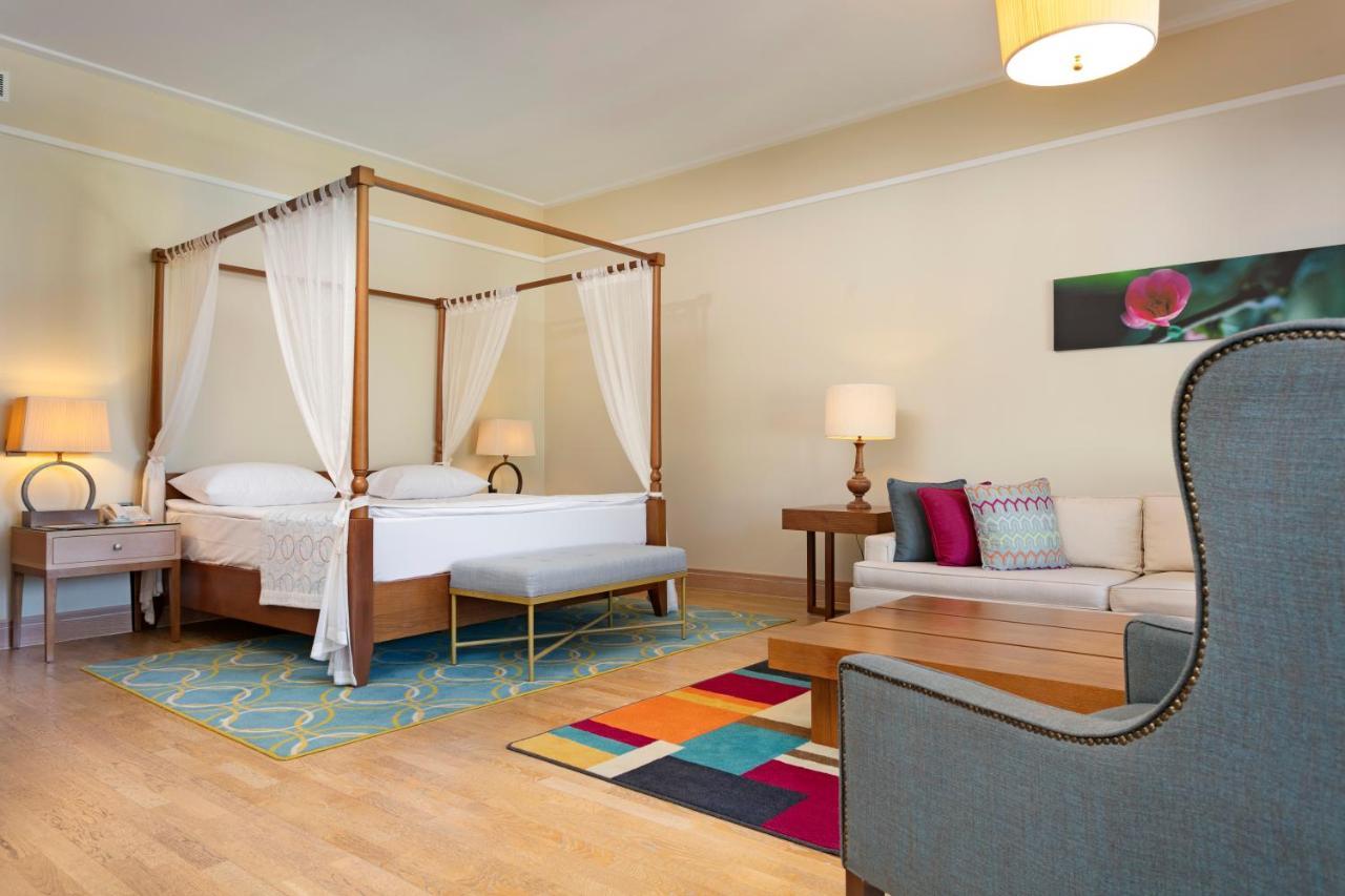 Hotel Xanadu Island