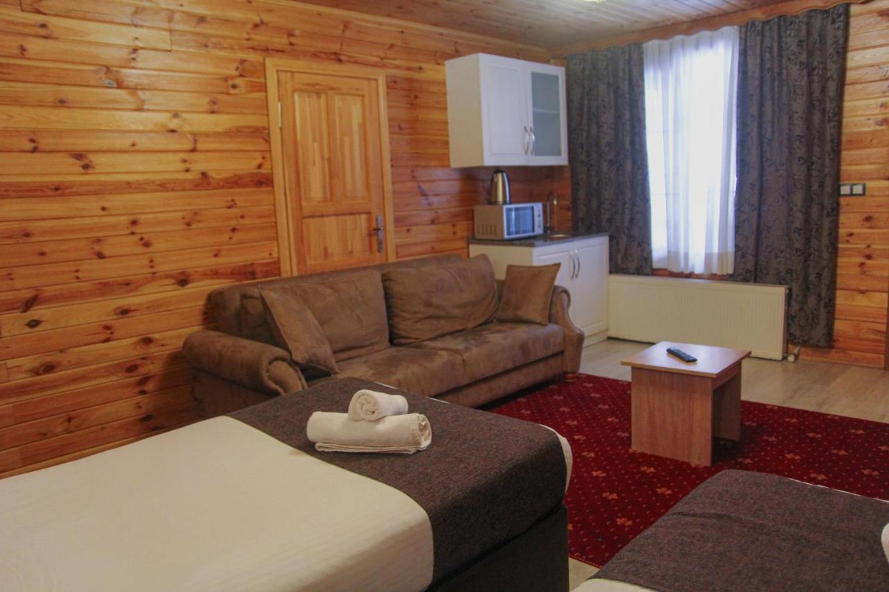 Ensar Hotel *