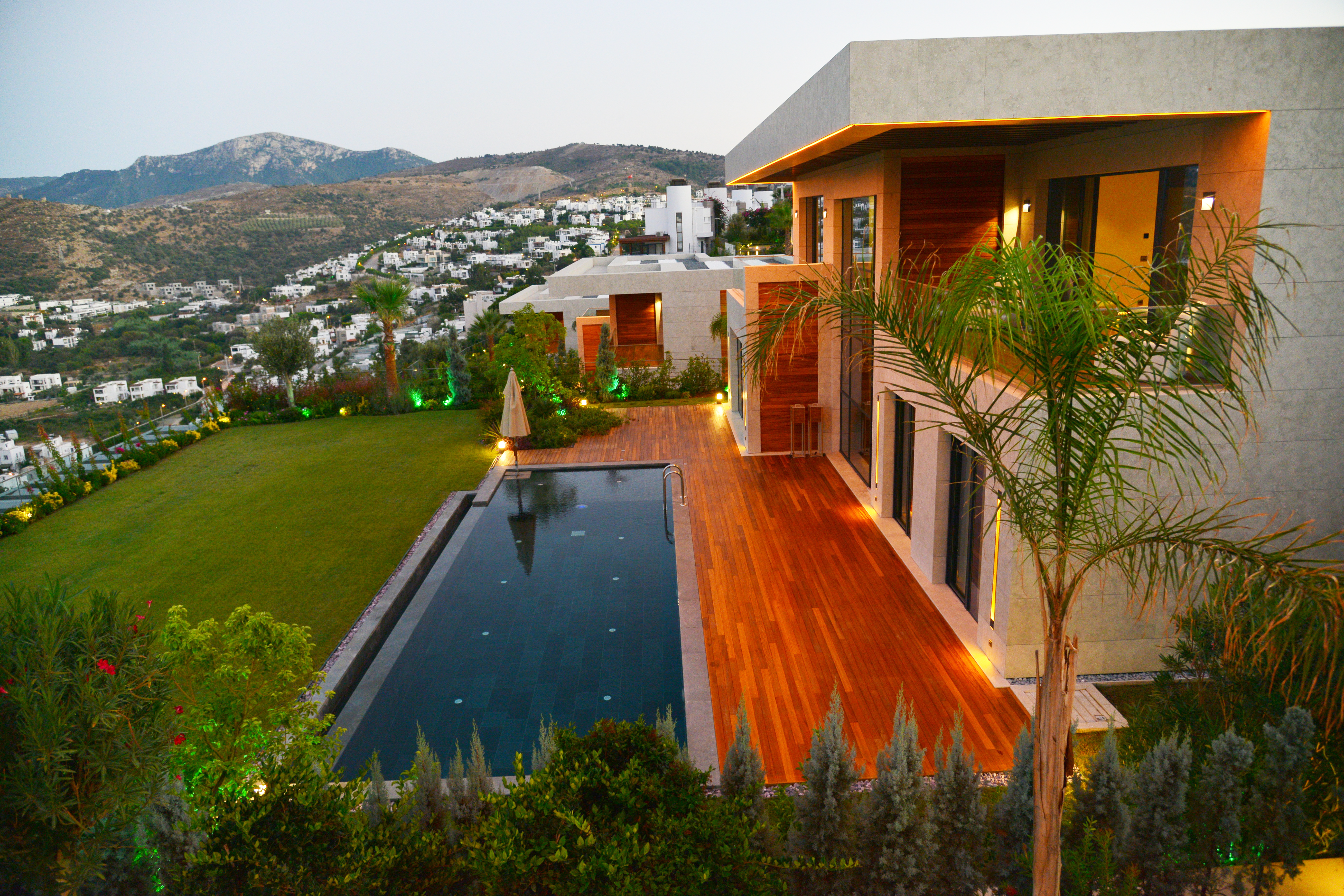 Hotel Mare Deluxe Residences &
