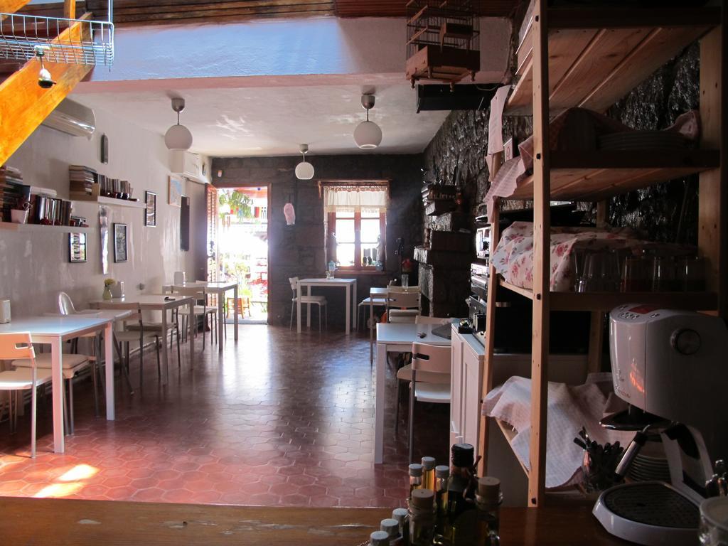 Tas Ev Homestay *