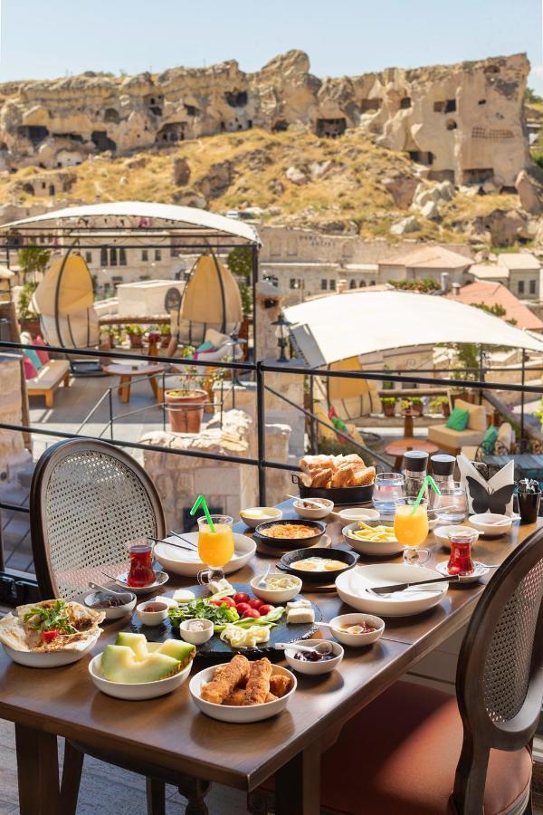 Hotel Elysion Cave
