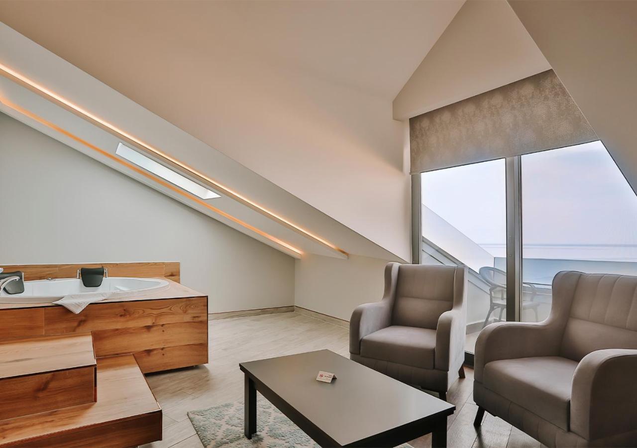 Peerless Hotel 3*