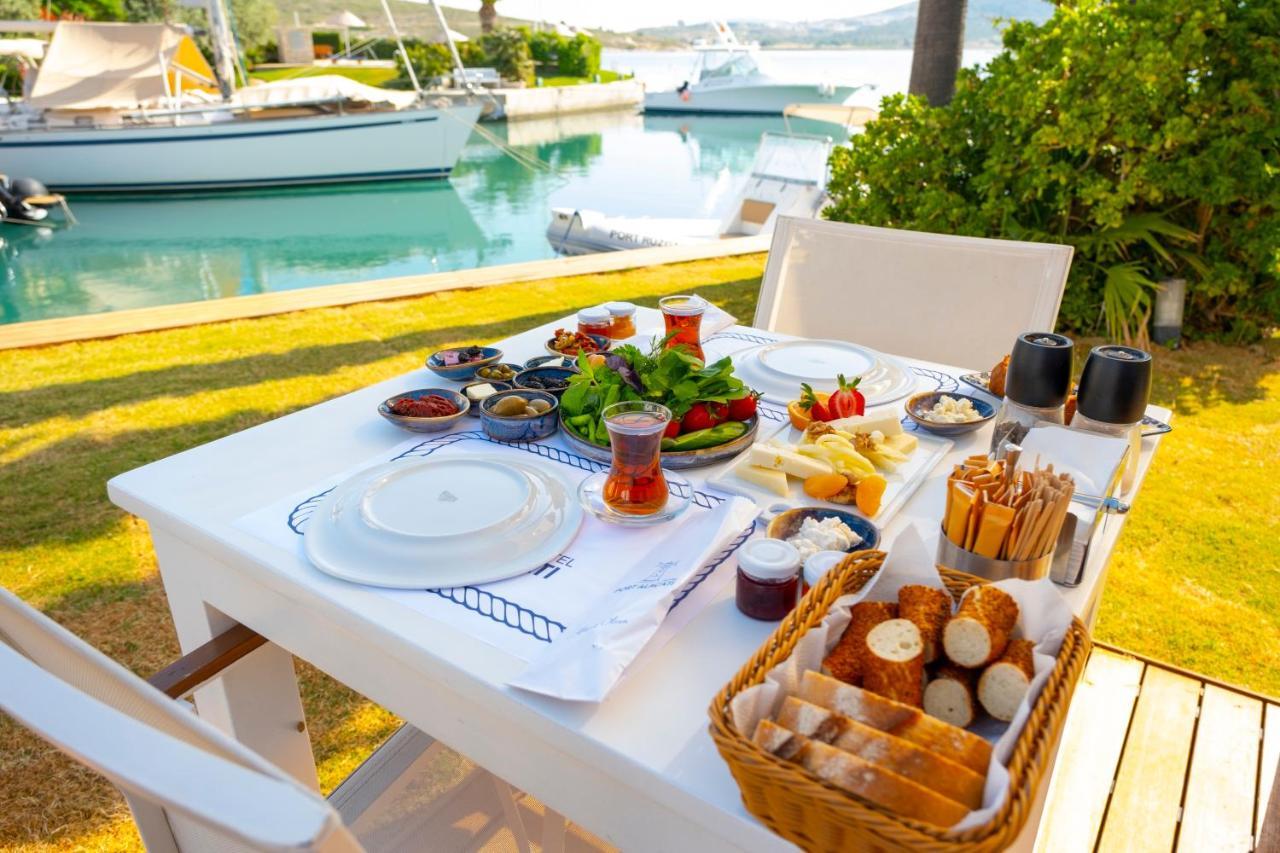 Port Hotel 3*