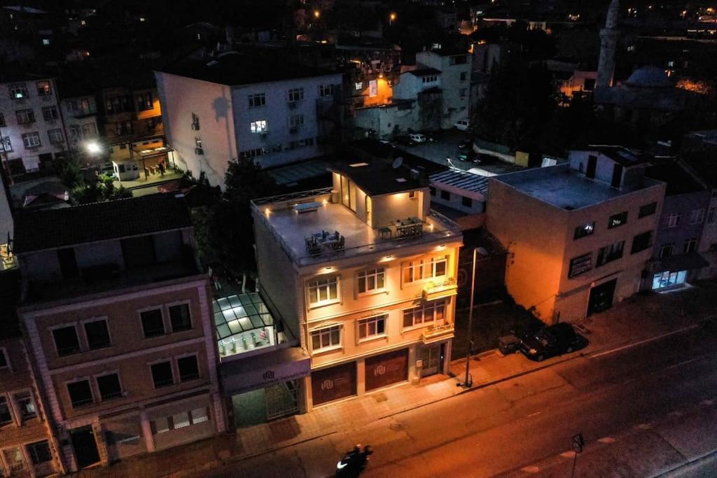 Waterfront By The Tram - Terrace With Dome & Golden Horn View In Fatih Apartment