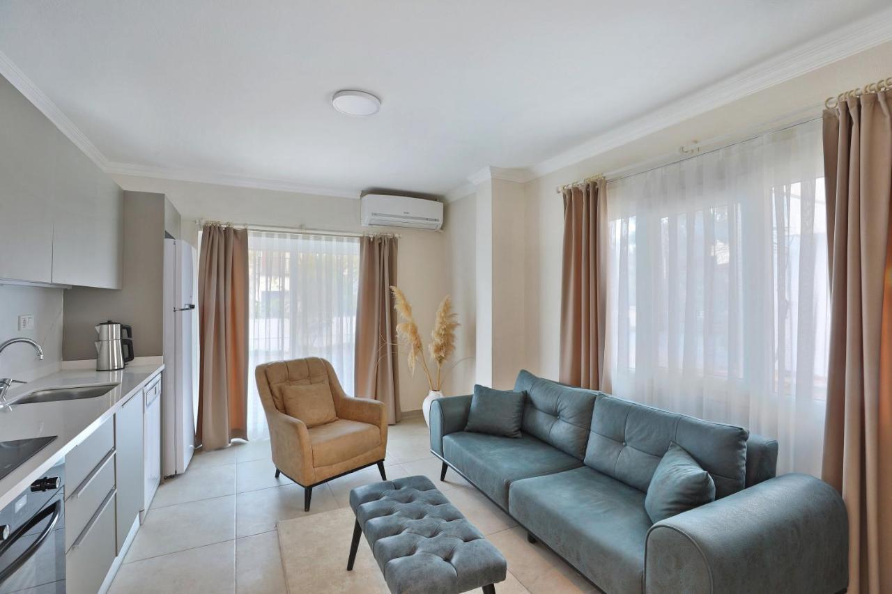 Aparthotel Lavinya Maison *
