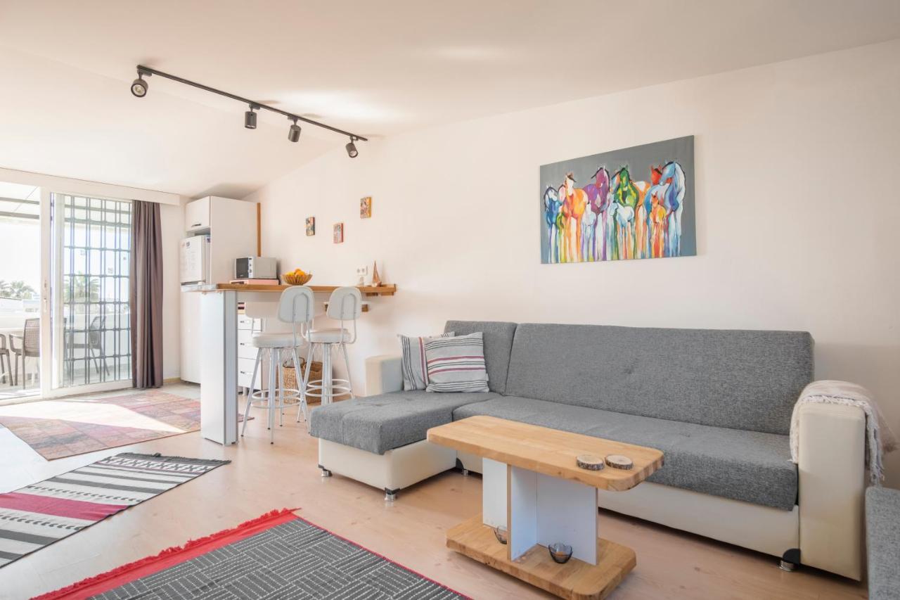 Apartment Central, Cozy, Comfy, 1br House, Free Parking & Fast Wi-fi, 4ppl