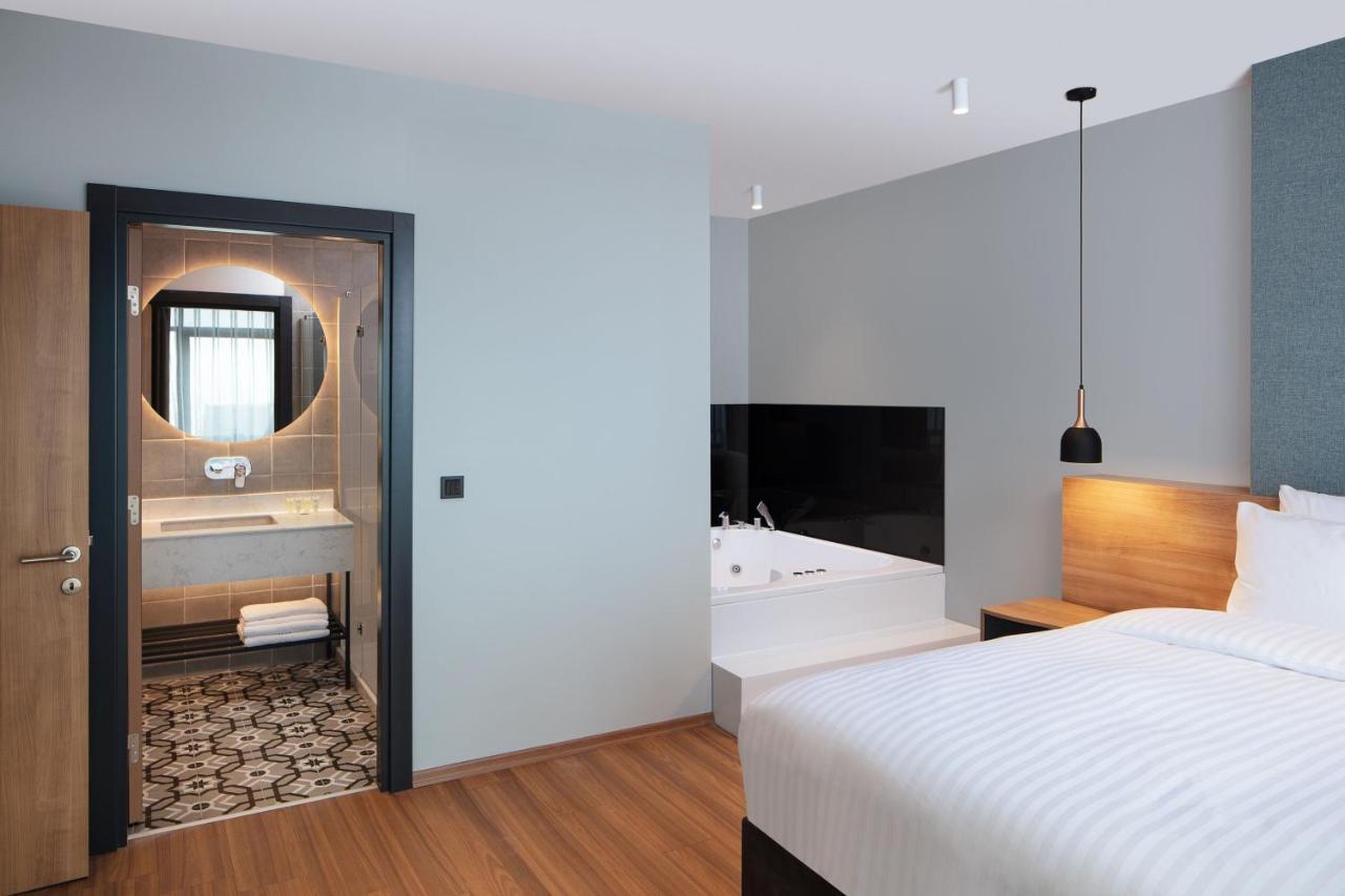 By Marriott Atasehir 4* Istanbul