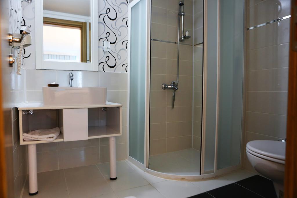 Ugur Hotel Kas