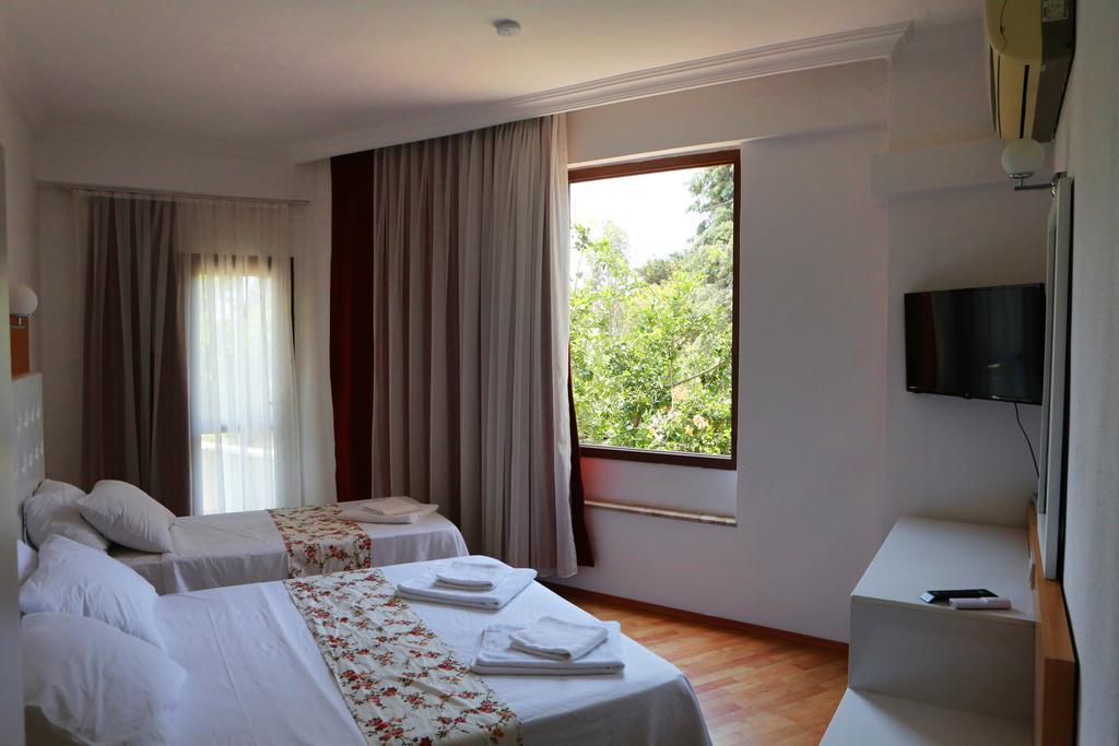 Hotel Ugur *