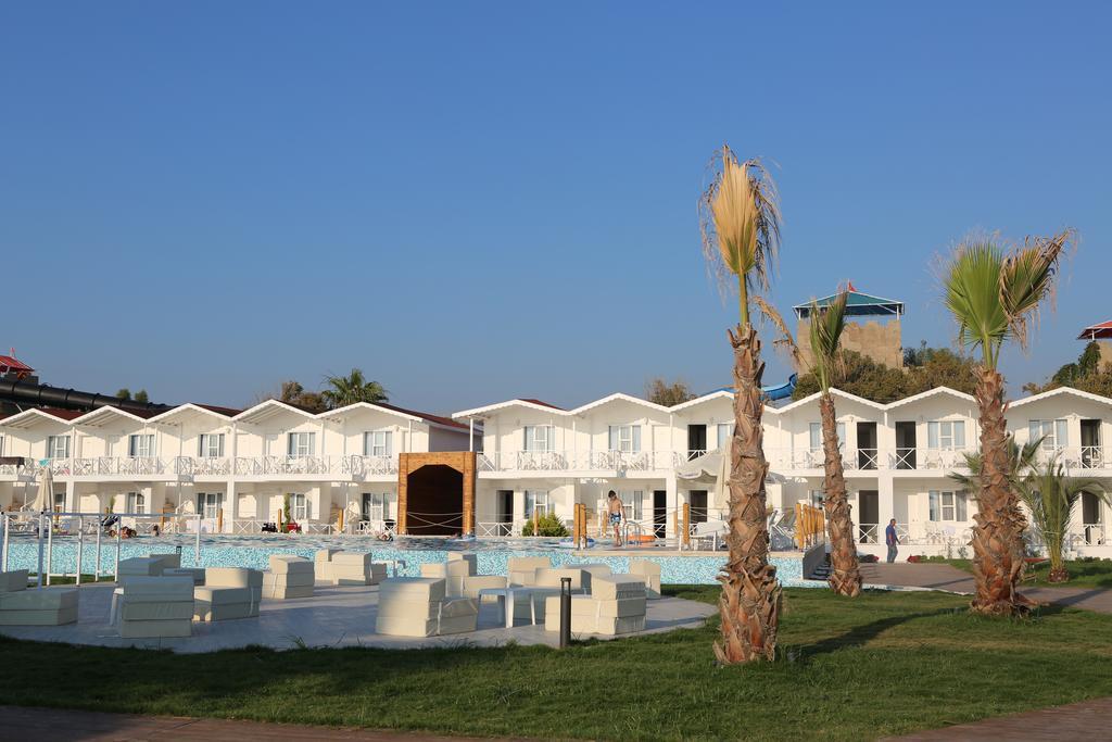 Risus Hotel