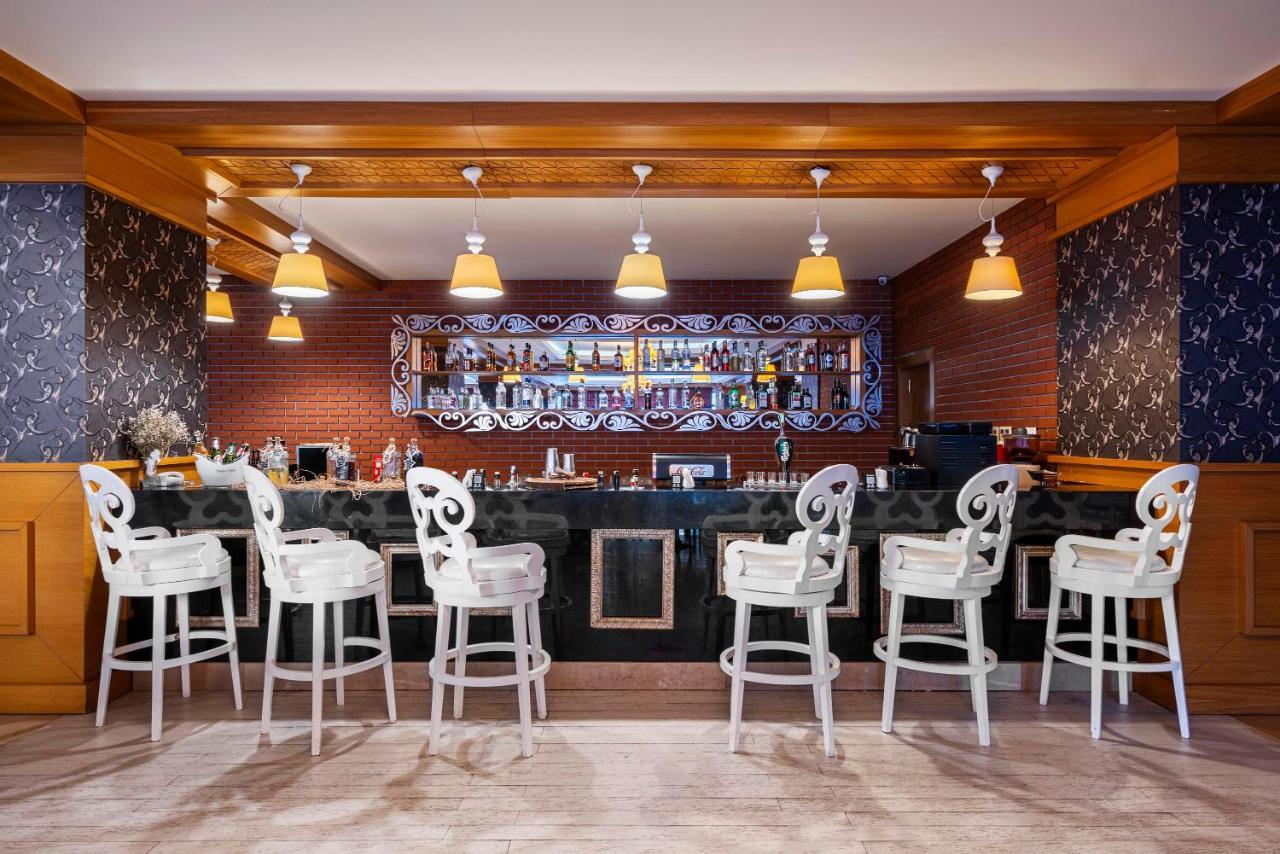 Arycanda Kirman Premium Hotel Okurcalar