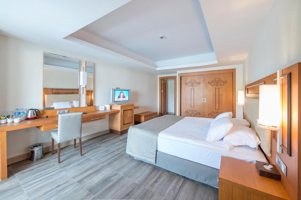 Crystal Prestige Elite 5* Kemer