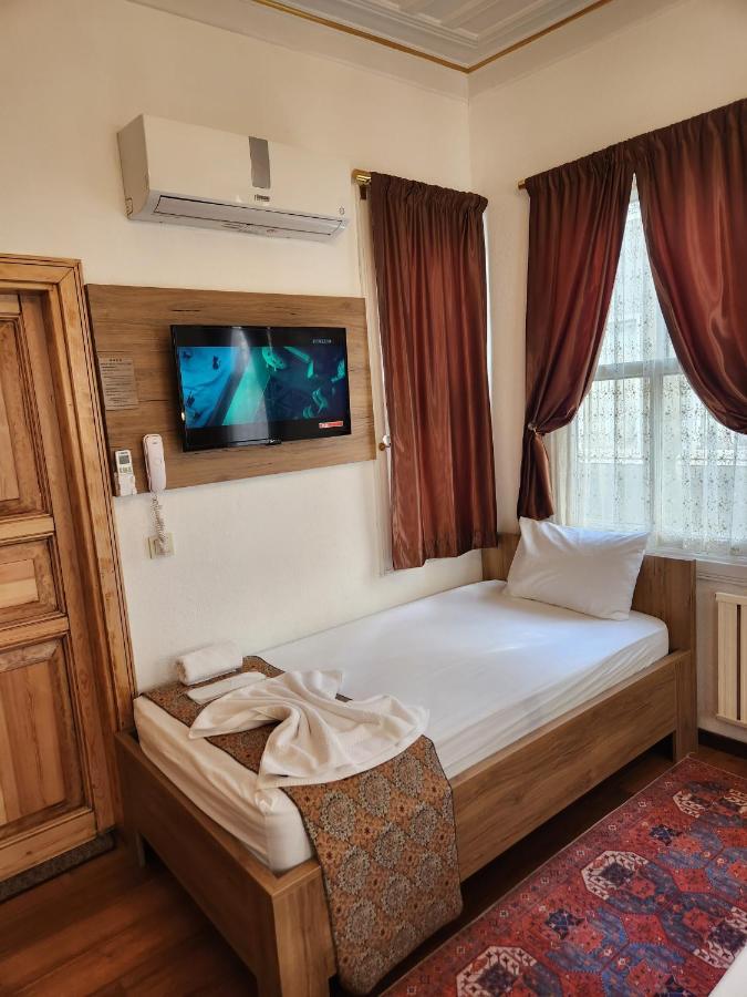Kadikoey White House Hotel 3*