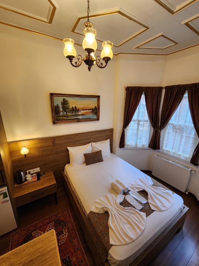 Hotel Kadikoey White House