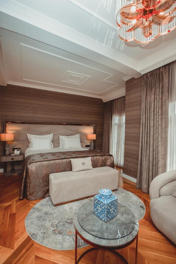 De Reve Galata-special Class