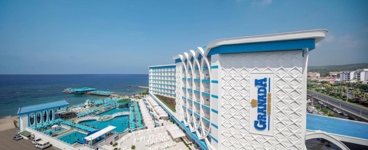 Granada Luxury Hotel 5*
