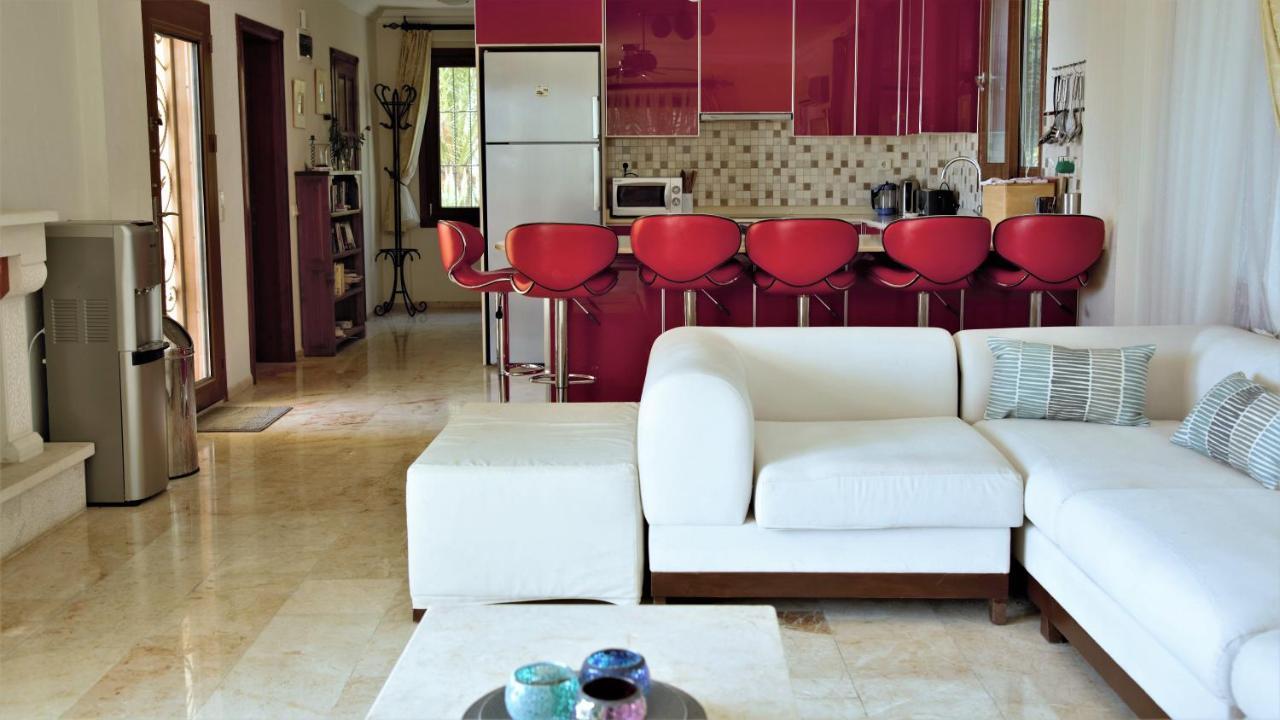 Yakamoz Villa *