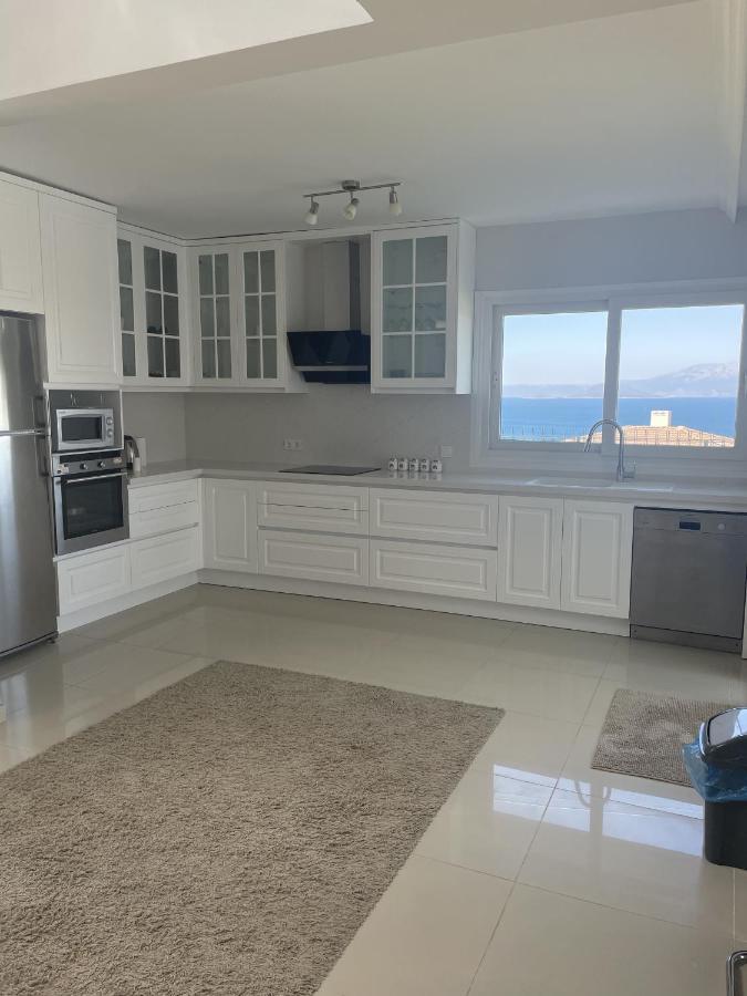 Luxury With Amazing View, Holiday home