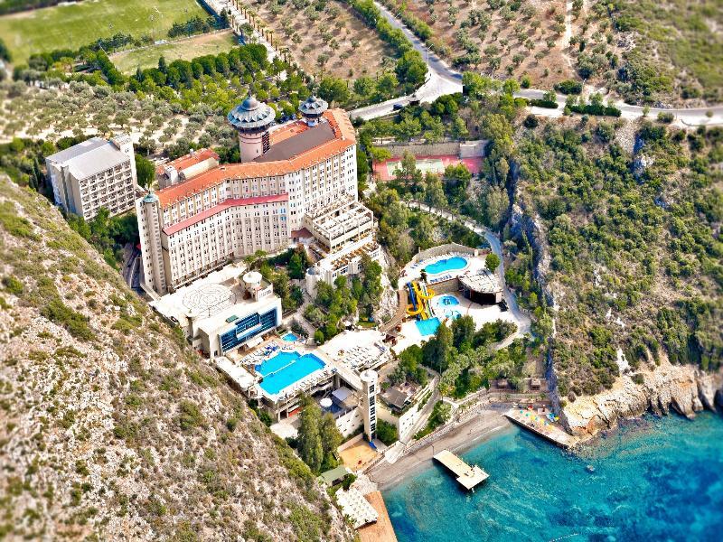 Resort Alkoclar Adakule 5*
