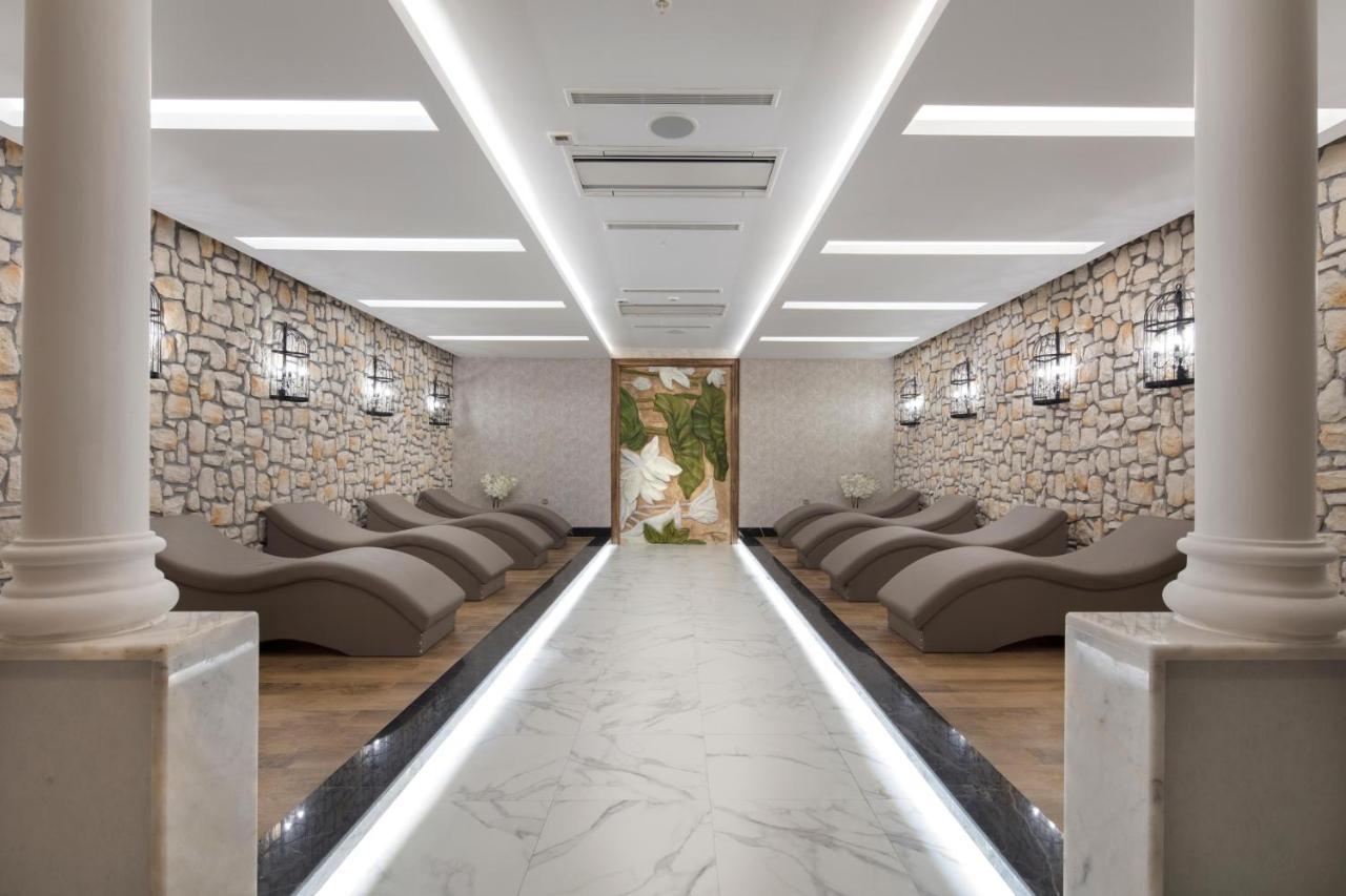 Hotel Granada Luxury 5*