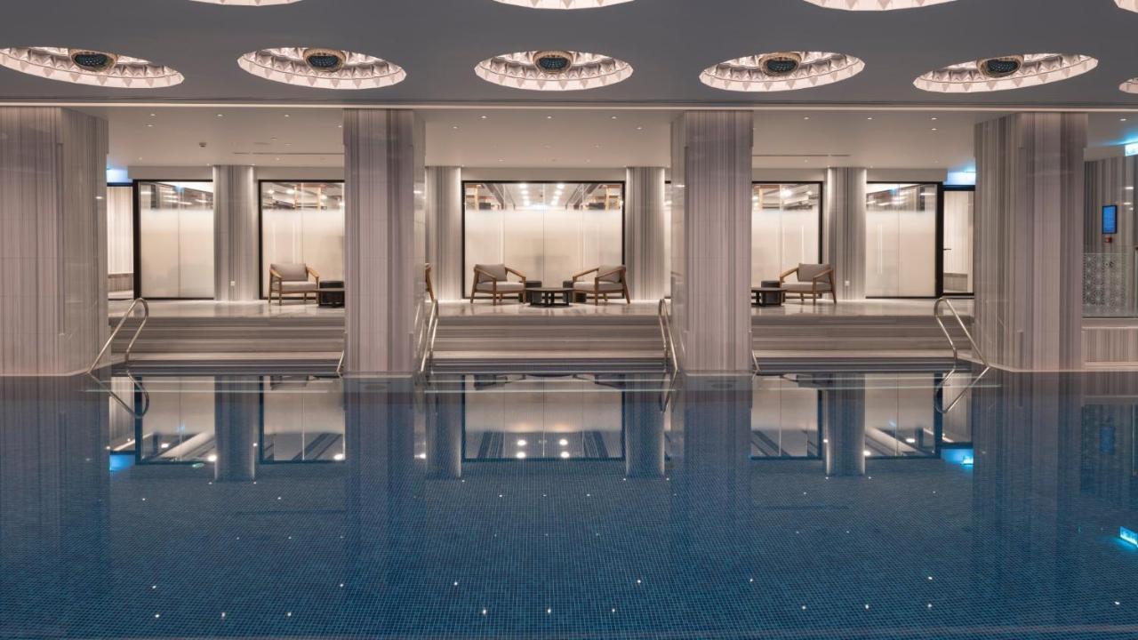 The Peninsula Hotel