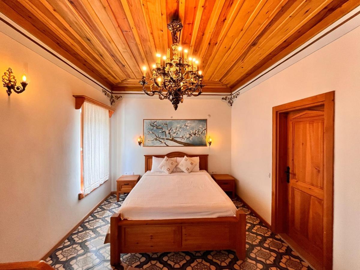 Hotel Eski 4*