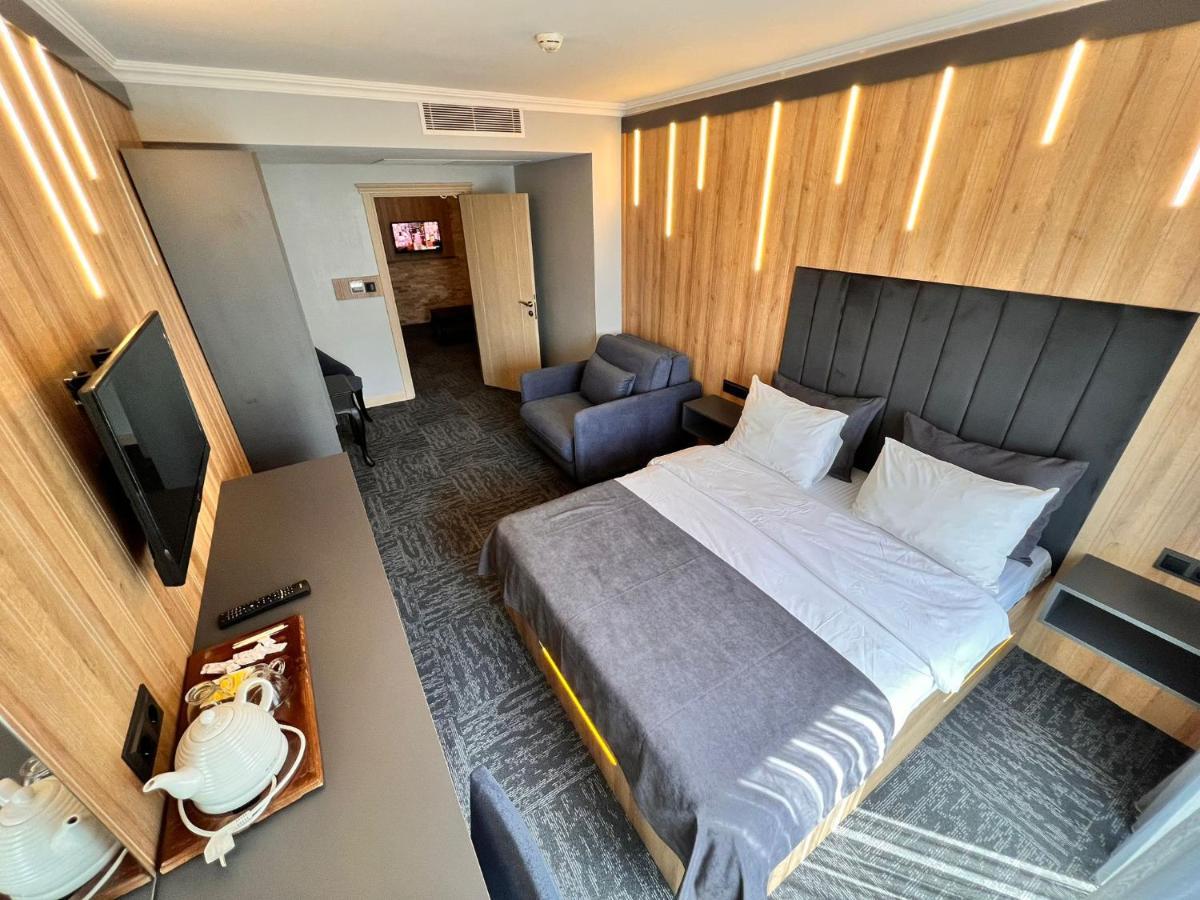 Hotel Fengo & 3*