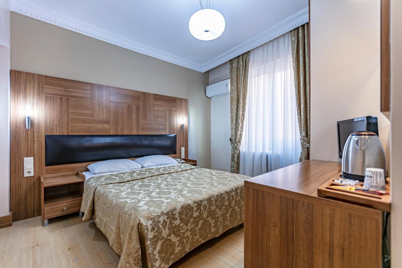 Hotel Elasophia 2*