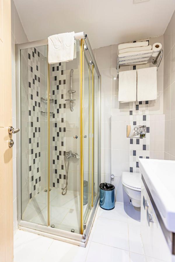 Elasophia Hotel 2*
