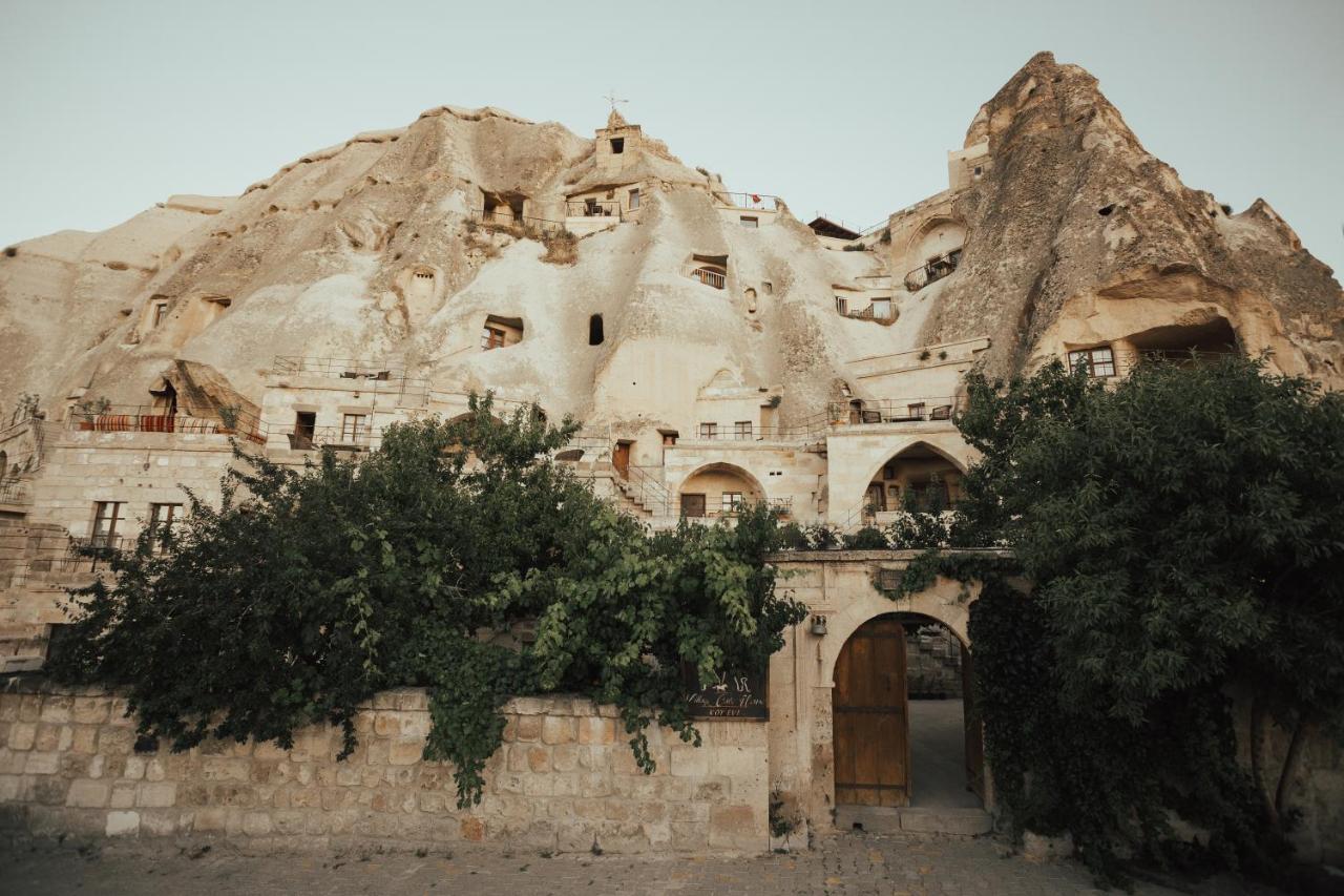 Hotel Village Cave House 2*
