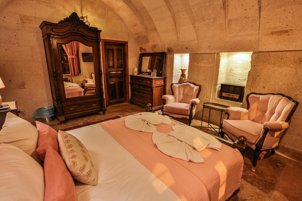 Cappadocia Eagle Cave Hotel *