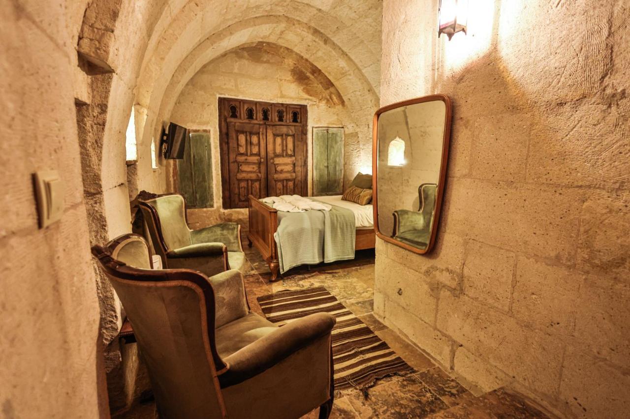 Cappadocia Eagle Cave Hotel *