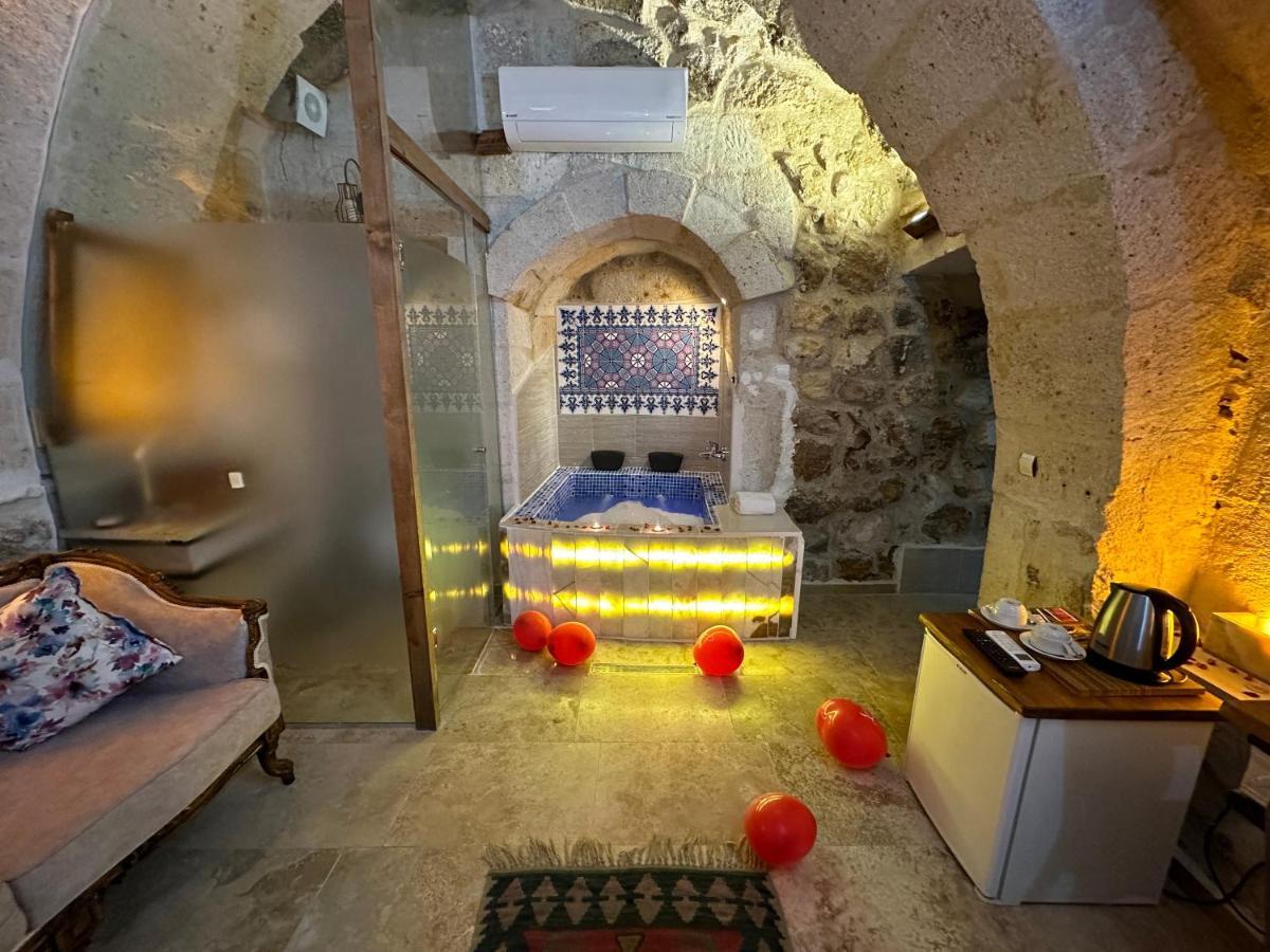 Hotel Zuwinasa House