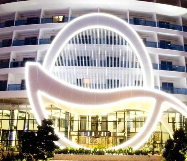 Q Premium Hotel 4*