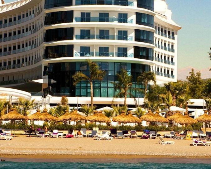 Q Premium Hotel