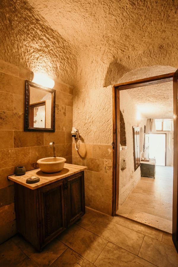 Hotel Village Cave House 2*