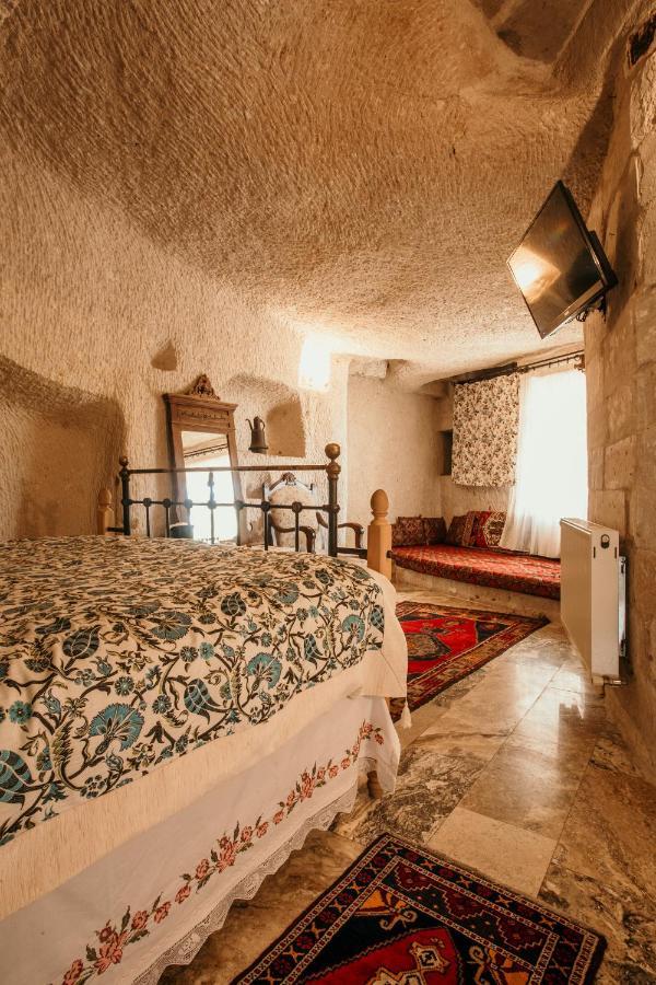 Hotel Village Cave House